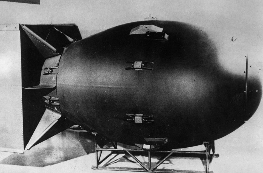Вес Бомбы Сброшенной На Хиросиму